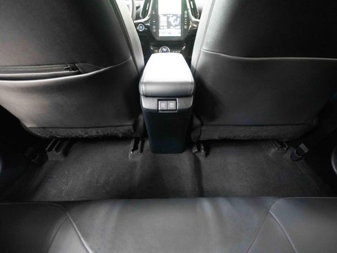 Used 2020 Toyota Prius Prime XLE FWD image 22