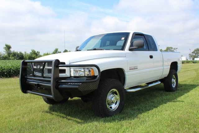 Used 1999 Dodge Ram 2500 Truck 4x4 Quad Cab image 1