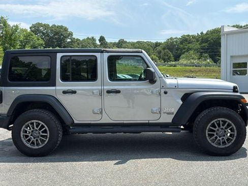 Used 2020 Jeep Wrangler Unlimited Sport S AWD/4WD image 5