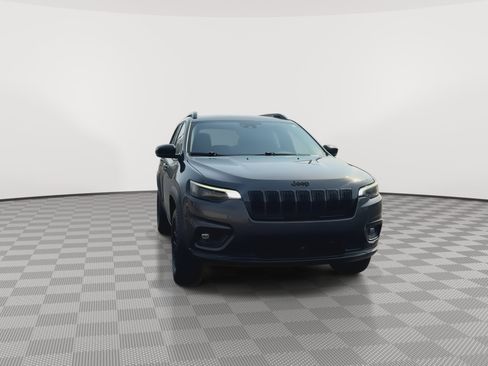 Used 2022 Jeep Cherokee Latitude image 3