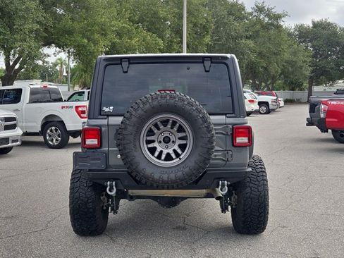 Used 2018 Jeep Wrangler Unlimited Sport AWD/4WD image 6