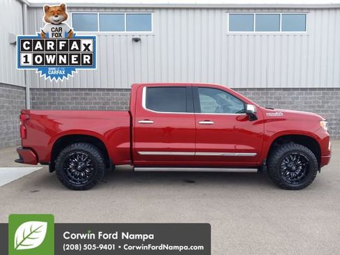 Used 2025 Chevrolet Silverado 1500 High Country image 2