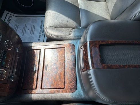 Used 2014 GMC Yukon Denali AWD/4WD image 29