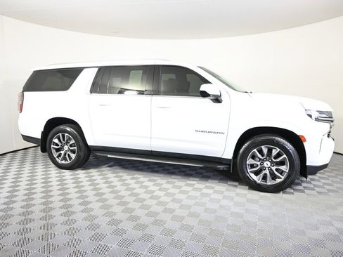 Used 2023 Chevrolet Suburban LT w/ Max Trailering Package AWD/4WD image 8