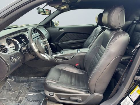 Used 2014 Ford Mustang GT Premium w/ Comfort Package image 9