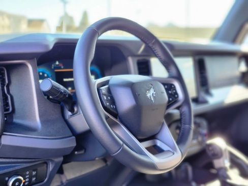 New 2025 Ford Bronco Badlands w/ Black Appearance Package AWD/4WD image 18