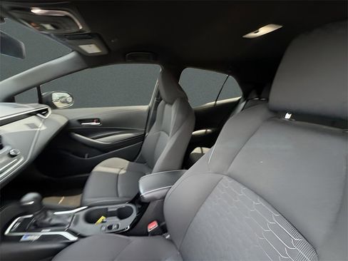 Certified 2024 Toyota Corolla SE image 11