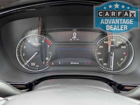 Used 2022 Cadillac XT6 Luxury w/ LPO, Floor Liner Package FWD image 14