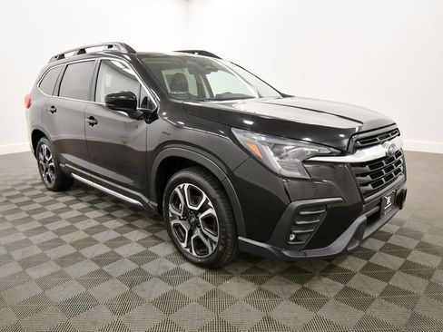 Used 2024 Subaru Ascent Limited AWD/4WD image 10