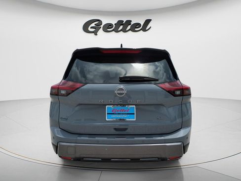 Certified 2024 Nissan Rogue SL w/ SL Premium Package FWD image 6
