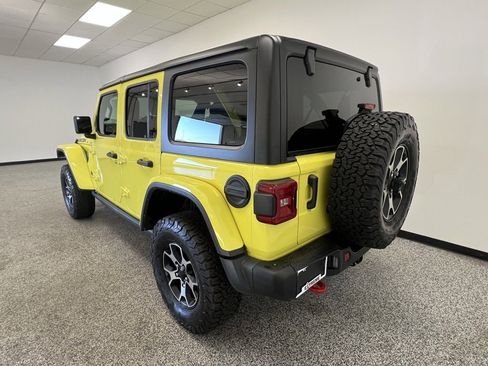 Used 2023 Jeep Wrangler Unlimited Rubicon w/ Dual Top Group image 17