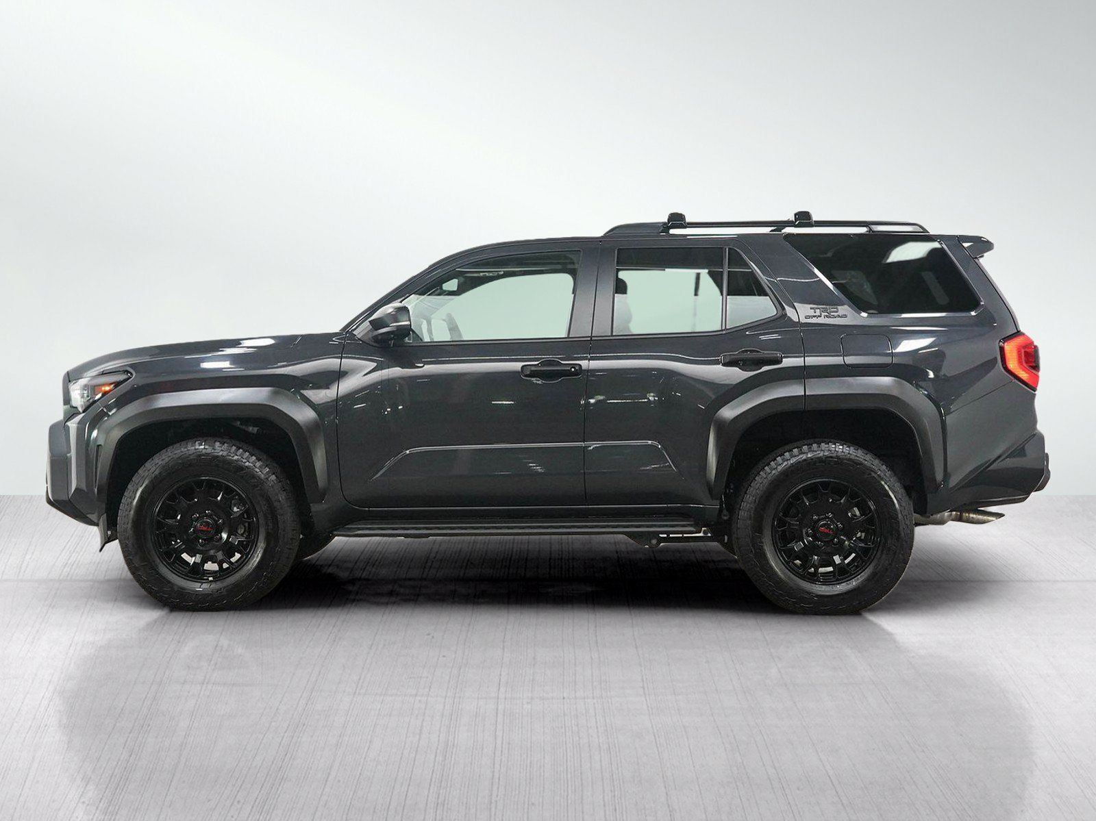 Used 2025 Toyota 4Runner TRD Off-Road Premium w/ Tow Technology Package AWD/4WD image 2