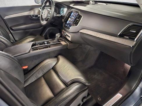 Used 2022 Volvo XC90 T6 Inscription w/ Advanced Package image 21
