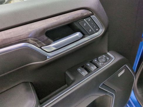 Used 2022 Chevrolet Silverado 1500 LTZ w/ Technology Package image 17