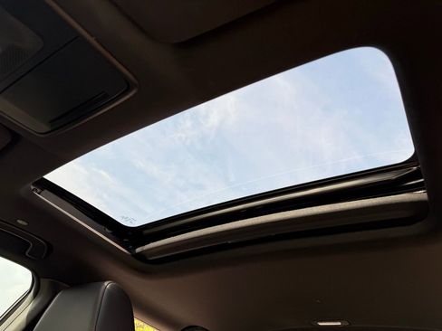 Used 2025 Honda CR-V Sport Touring image 20