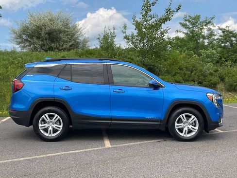 Used 2024 GMC Terrain SLE w/ Driver Convenience Package AWD/4WD image 26