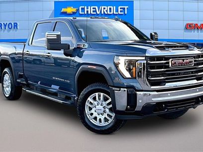 Used 2024 GMC Sierra 2500 SLT w/ SLT Convenience Package