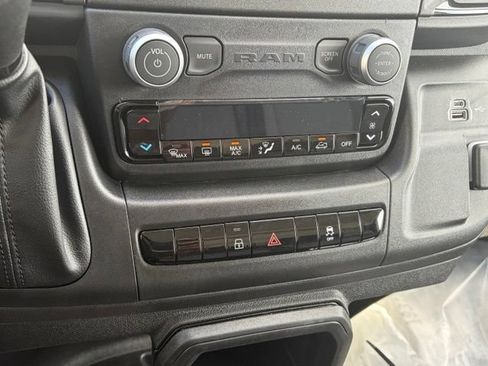 New 2026 RAM ProMaster 3500 w/ Convenience Group FWD image 21