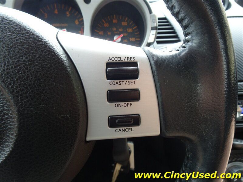 Used 2005 Nissan 350Z Enthusiast RWD image 22