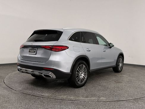 Certified 2026 Mercedes-Benz GLC 300 image 8