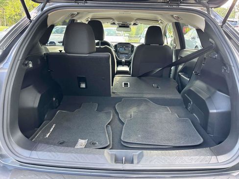 Used 2024 Subaru Crosstrek 2.0i AWD/4WD image 16