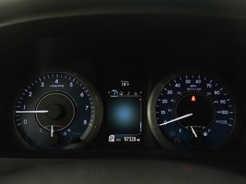 Used 2017 Toyota Sienna XLE image 29