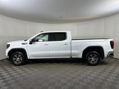 Used 2024 GMC Sierra 1500 SLE image 6