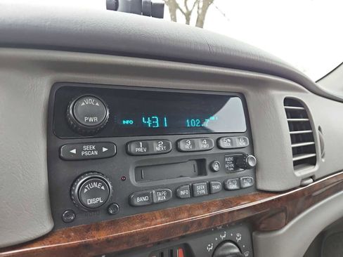 Used 2005 Chevrolet Impala image 24