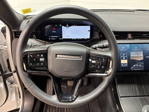 Used 2026 Land Rover Range Rover Evoque S AWD/4WD image 18