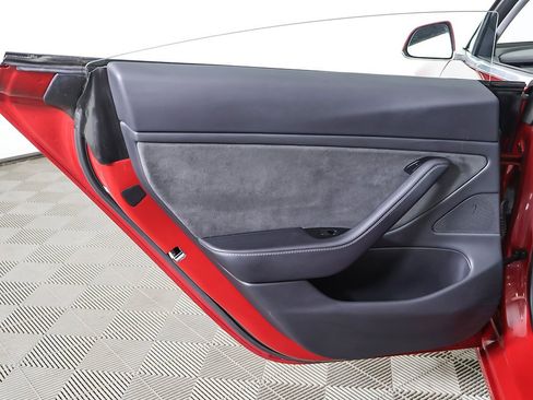 Used 2018 Tesla Model 3 Long Range image 26