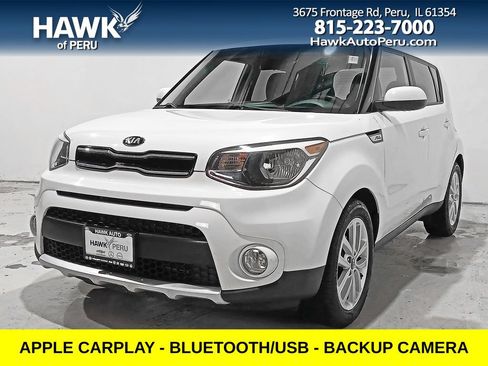 Used 2018 Kia Soul + FWD image 3