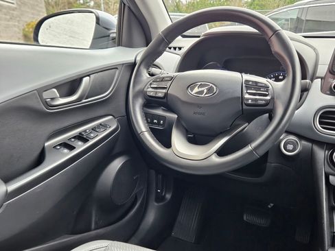 Used 2021 Hyundai Kona Ultimate w/ Cargo Package image 9