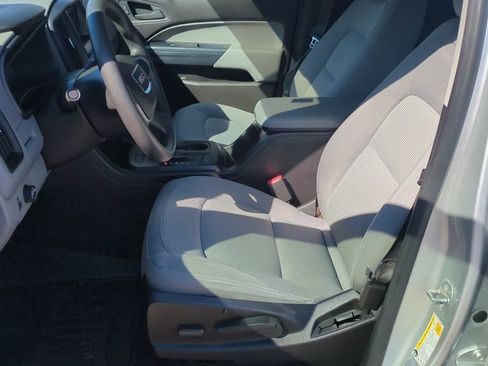 Used 2017 GMC Canyon 2WD Crew Cab w/ Convenience Package image 11