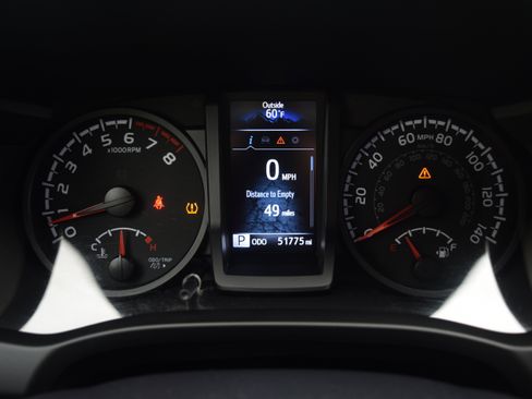 Used 2023 Toyota Tacoma SR AWD/4WD image 3