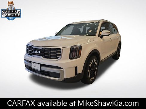 Certified 2024 Kia Telluride S FWD image 1