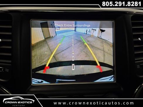 Used 2016 Jeep Grand Cherokee SRT image 29