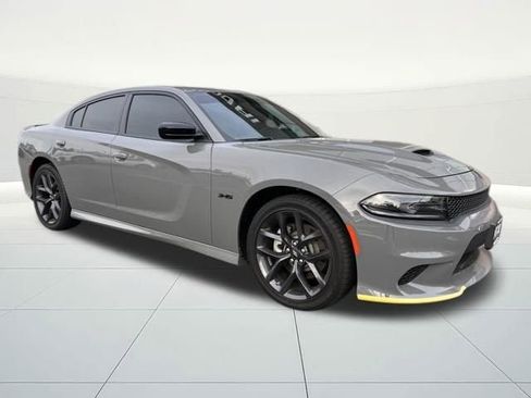 Used 2023 Dodge Charger R/T w/ Blacktop Package image 7
