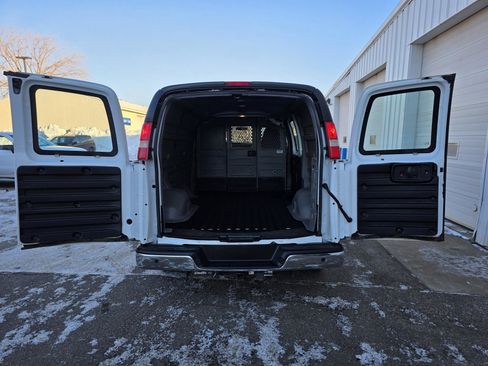 Used 2014 Chevrolet Express 1500 1500 AWD 135 image 20