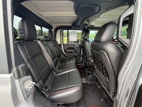 Used 2020 Jeep Gladiator Rubicon AWD/4WD image 21