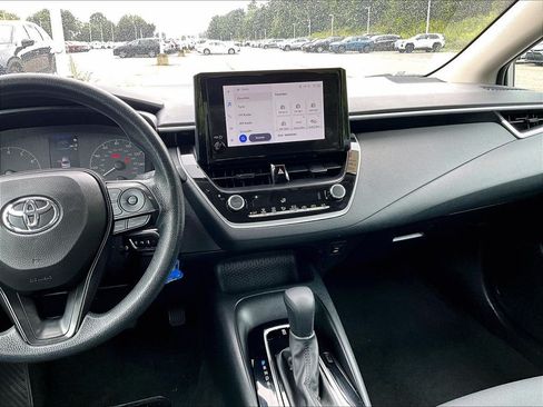 Certified 2024 Toyota Corolla LE FWD image 18