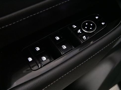 Certified 2025 INFINITI QX80 Sensory AWD/4WD image 15