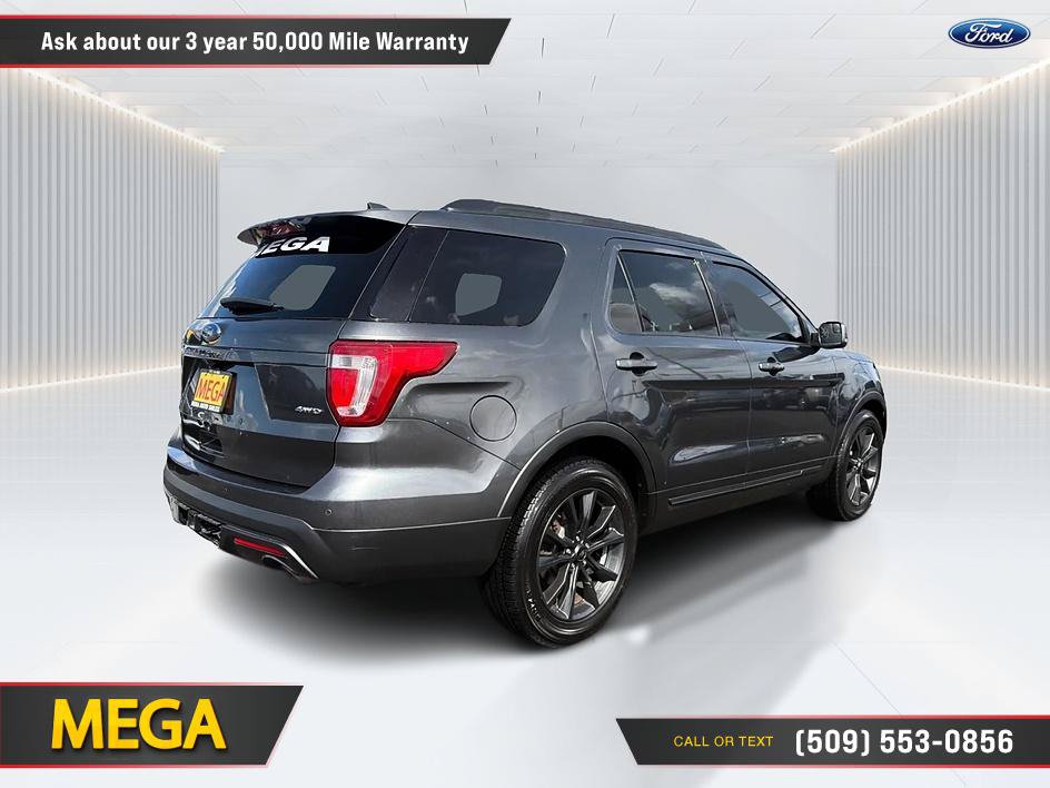 Used 2017 Ford Explorer XLT w/ XLT Appearance Package AWD/4WD image 6
