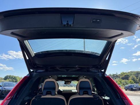 Used 2018 Volvo XC90 T6 Momentum w/ Convenience Package AWD/4WD image 27