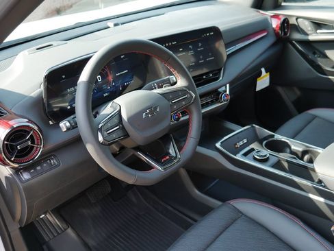 New 2026 Chevrolet Equinox RS w/ Convenience Package III AWD/4WD image 21
