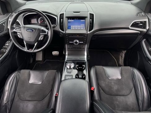 Used 2019 Ford Edge ST w/ Equipment Group 401A AWD/4WD image 10