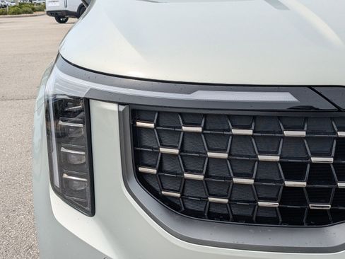 New 2026 Kia Carnival SX Prestige FWD image 9