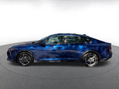 Used 2025 Kia K4 LXS image 9