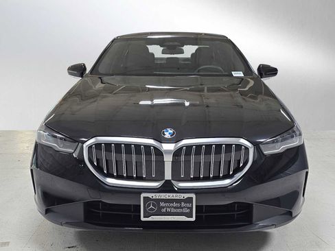 Used 2024 BMW 530i xDrive w/ Executive Package AWD/4WD image 8