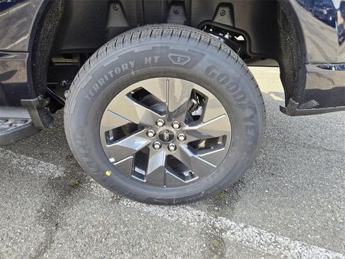 New 2025 Ford F150 Lightning Lariat image 9