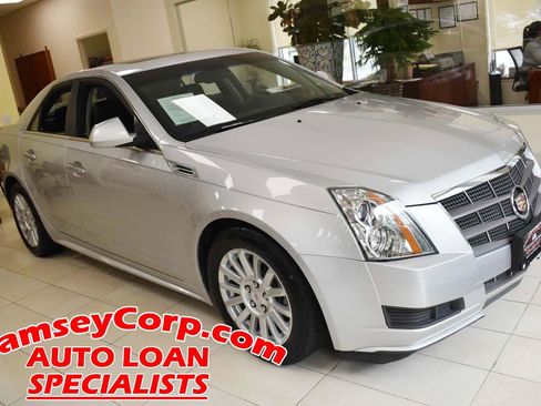 Used 2010 Cadillac CTS Luxury AWD/4WD image 2